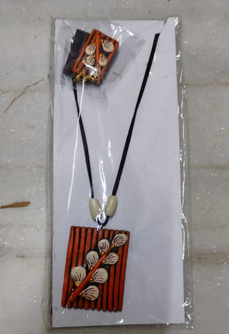 Blossoming Earth Necklace & Earring Set