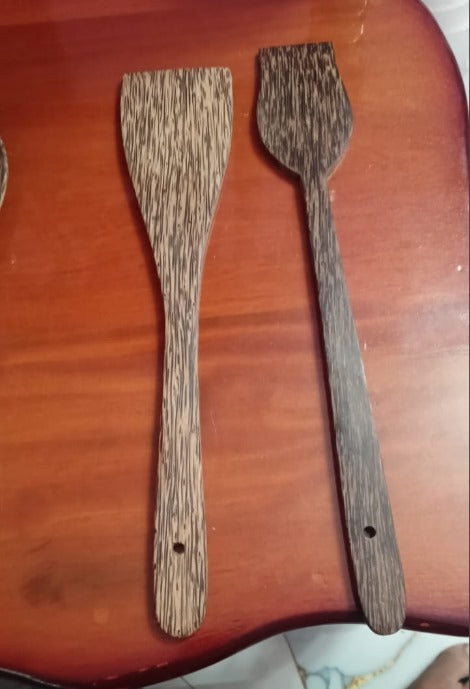 Mahogany Wood Kitchen Decor